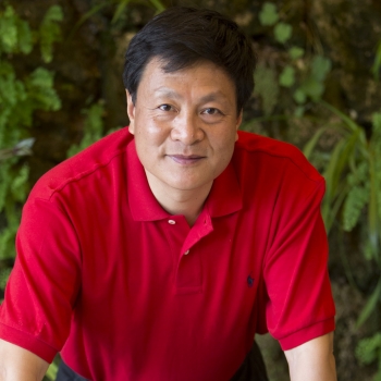 Photo of Dr. Kongjian Yu